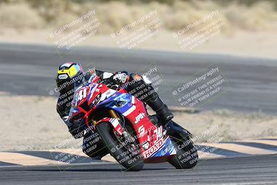 media/Dec-07-2025-CVMA (Sun) [[3e7d2de5dc]]/Race 6-The Shootout/